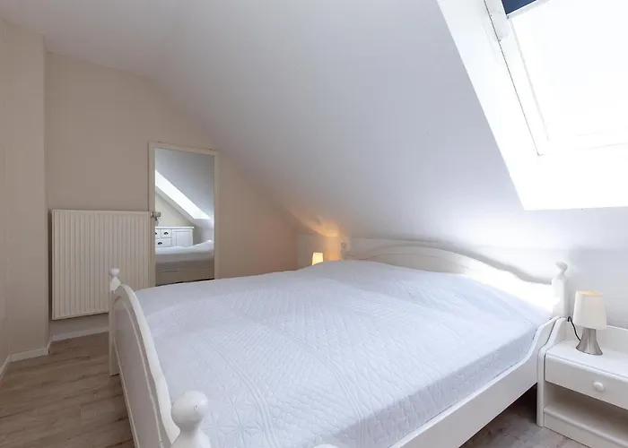 Papillon 05-6 * Boltenhagen (Ostseebad)